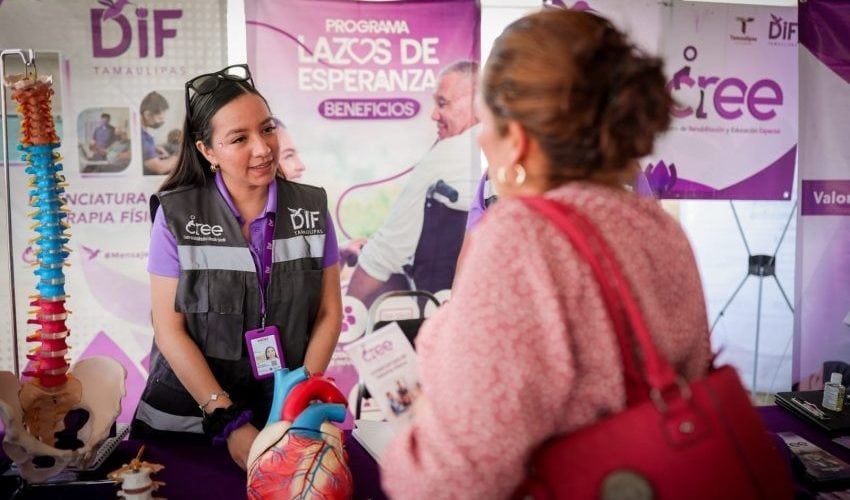 Agradece Sindy Monita los apapachos para las familias de Palmillas
